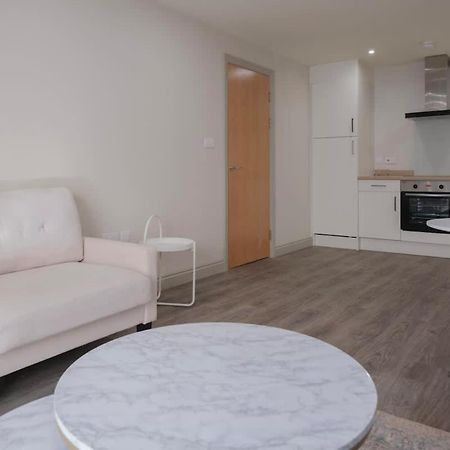 Charming 1-Bedroom Apartment In Leeds City Centre Perfect For Couples Or Solo Travelers Exteriér fotografie